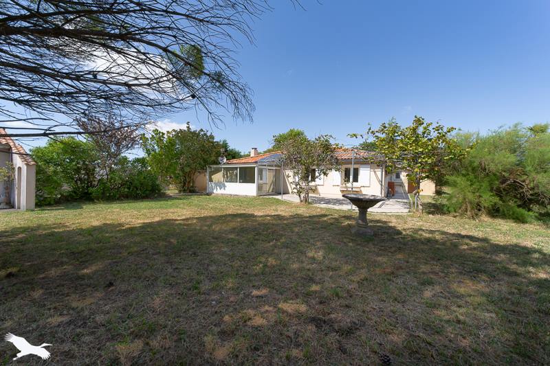 Vente Maison ST GENES DE BLAYE - 8 pièces -185 m² - (33390)