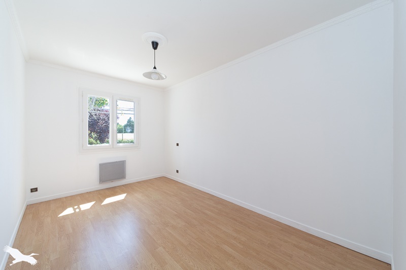 Vente Maison ST GENES DE BLAYE - 8 pièces -185 m² - (33390)