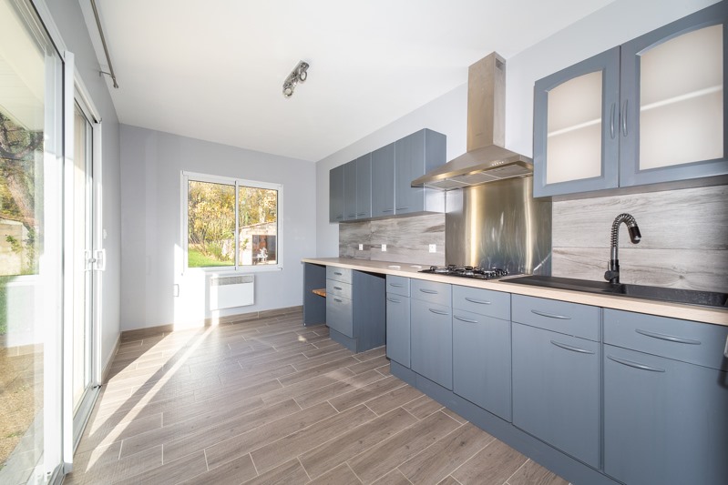 Vente Maison CARTELEGUE - 7 pièces -187 m² - (33390)