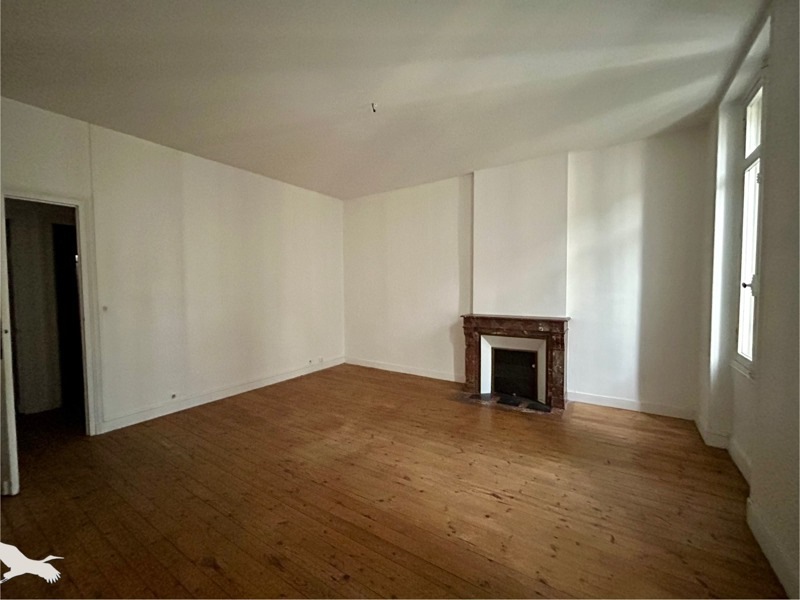 Vente Maison BLAYE - 5 pièces -128 m² - (33390)