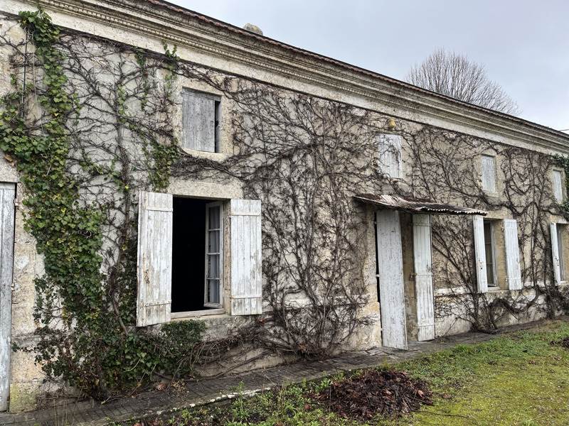 Vente Maison ANGLADE - 5 pièces -130 m² - (33390)
