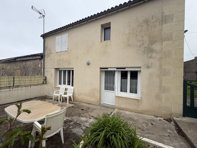 Vente Maison PLASSAC - 3 pièces -86 m² - (33390)