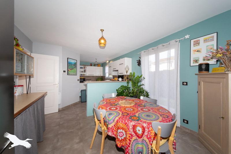 Vente Maison BLAYE - 5 pièces -143 m² - (33390)