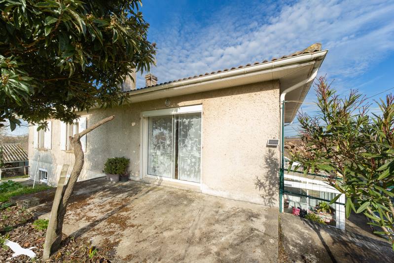 Vente Maison PLASSAC - 6 pièces -172 m² - (33390)