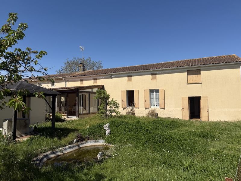 Vente Maison ST CIERS SUR GIRONDE - 4 pièces -142 m² - (33820)
