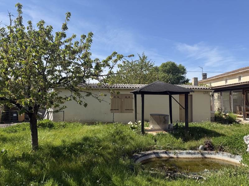 Vente Maison ST CIERS SUR GIRONDE - 4 pièces -142 m² - (33820)