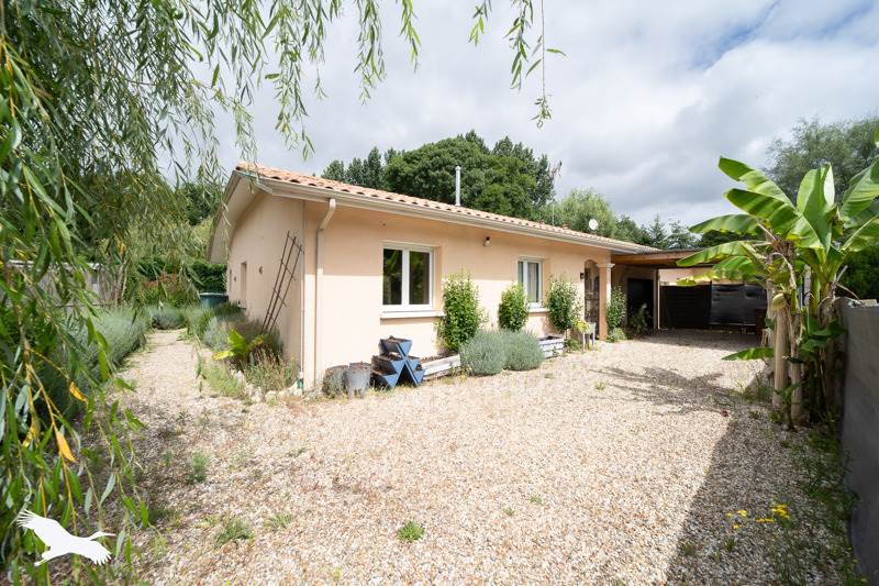 Vente Maison EYRANS - 4 pièces -88 m² - (33390)
