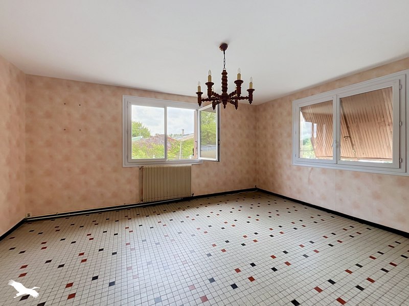 Vente Maison BERSON - 6 pièces -112 m² - (33390)