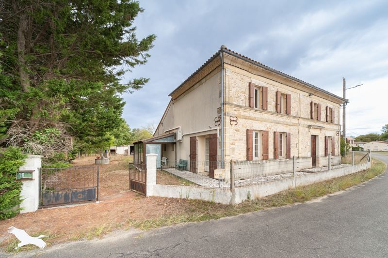 Maison 5 pièces 180 m² · à Générac · 180 m² · 179 655 €