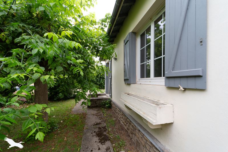 Vente Maison BLAYE - 5 pièces -100 m² - (33390)