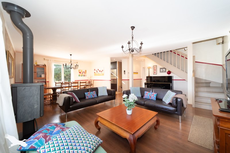 Vente Maison Villeneuve - 7 pièces -155 m² - (33710)