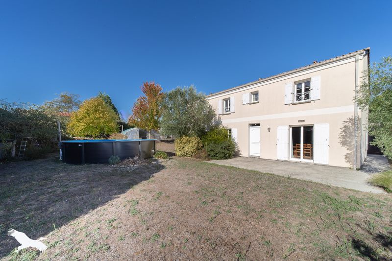Vente Maison Villeneuve 33710 7 pièces - 155 m²
