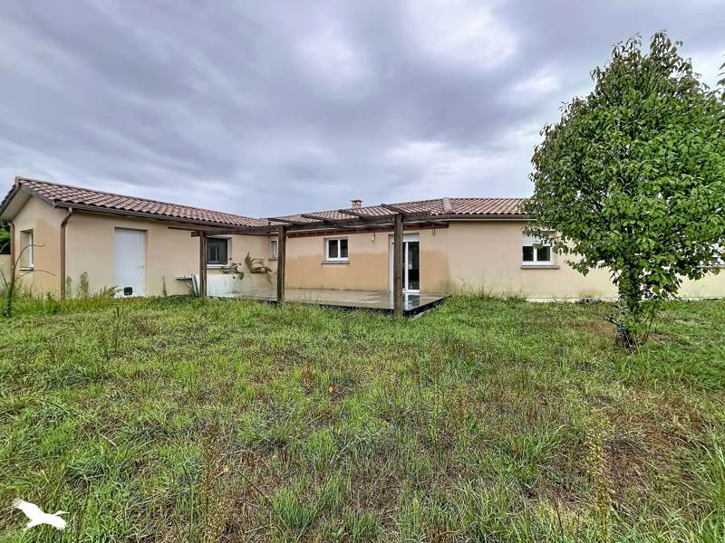 Vente Maison Cars 33390 6 pièces - 124 m²