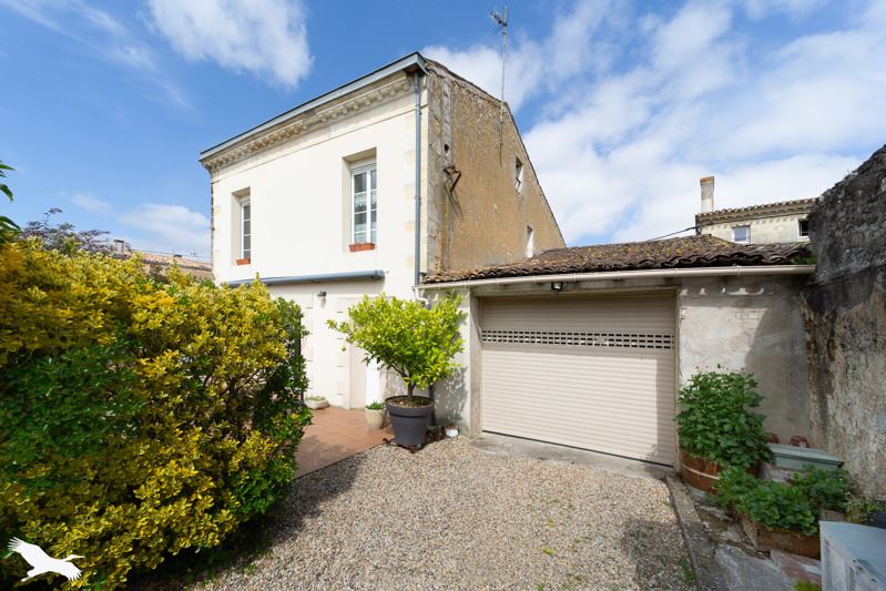 Vente Maison Blaye - 4 pièces -154 m² - (33390)