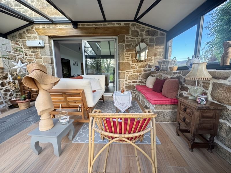 Vente Maison PLUZUNET - 7 pièces -170 m² - (22140)