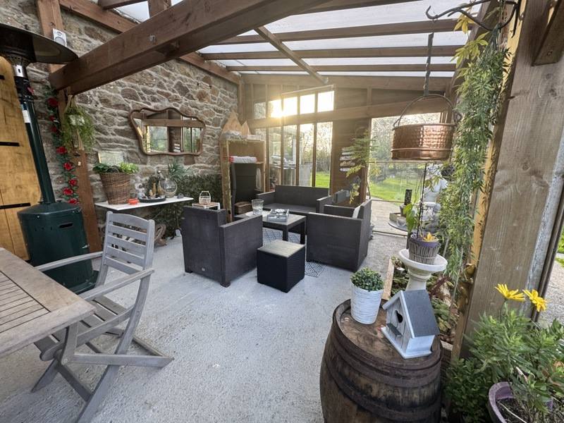 Vente Maison PLUZUNET - 7 pièces -170 m² - (22140)