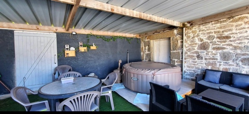 Vente Appartement PEDERNEC - 4 pièces -270 m² - (22540)