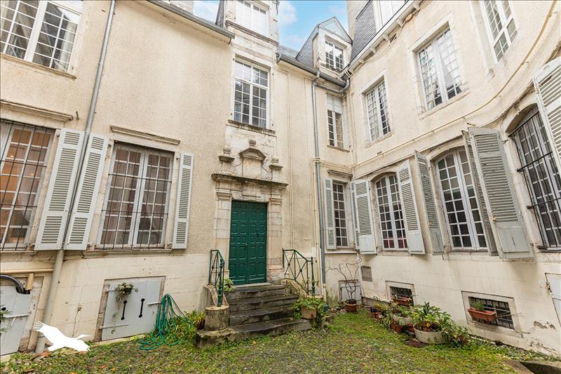 Vente Appartement PAU - 5 pièces -143 m² - (64000)