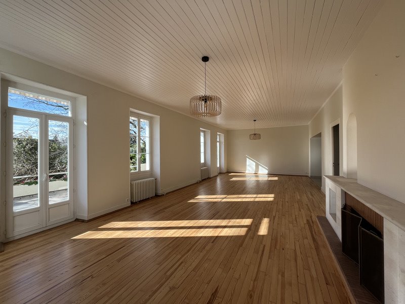 Vente Maison PAU - 7 pièces -302,4 m² - (64000)