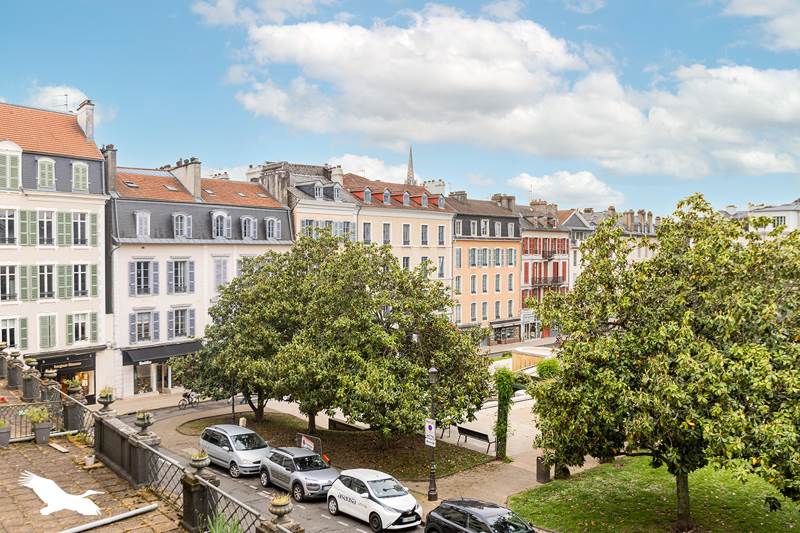 Vente Appartement PAU - 3 pièces -92 m² - (64000)