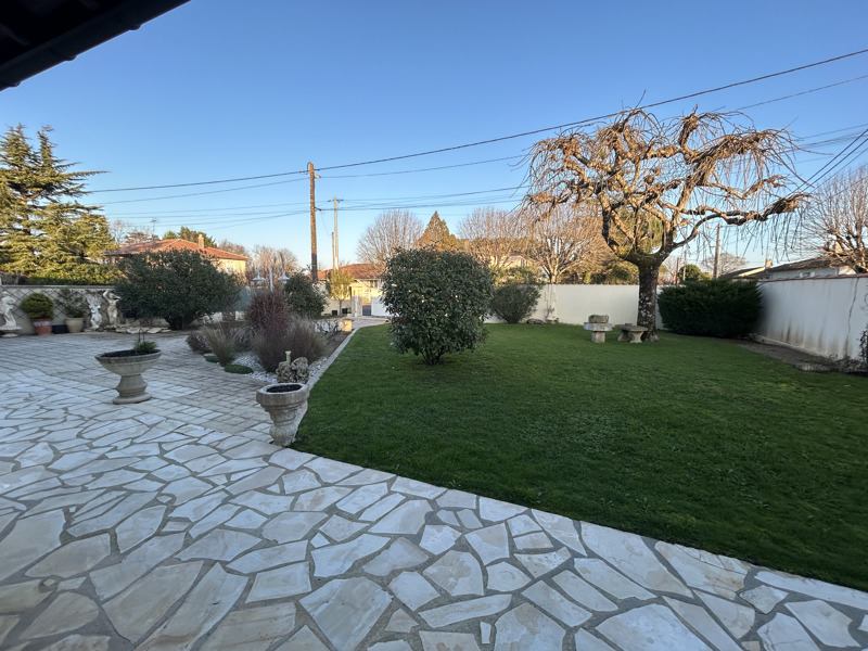 Vente Maison JARNAC - 6 pièces -106 m² - (16200)