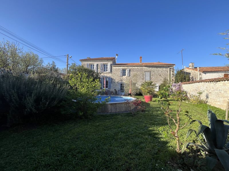 Vente Maison COURBILLAC - 4 pièces -117 m² - (16200)