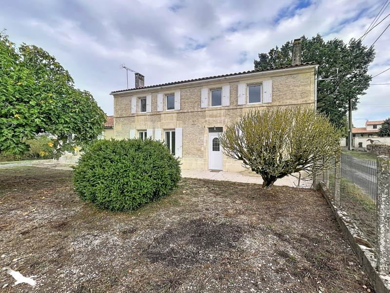 Maison 6 pièces 155 m² · à Sainte-Sévère · 155 m² · 234 300 €