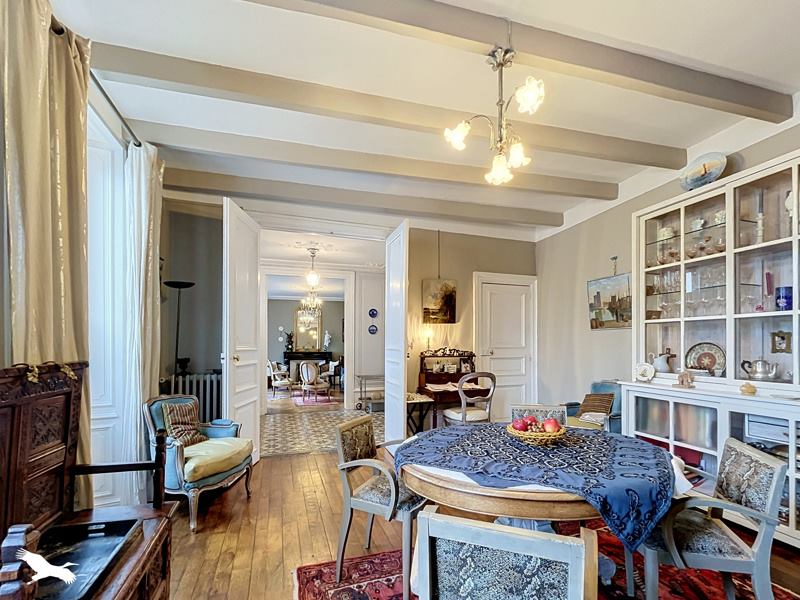 Vente Maison Jarnac - 7 pièces -190 m² - (16200)