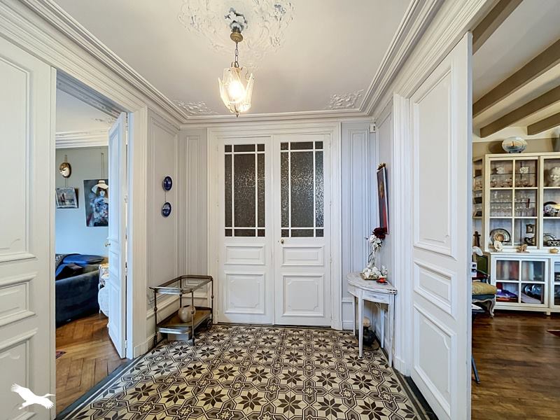 Vente Maison Jarnac - 7 pièces -190 m² - (16200)