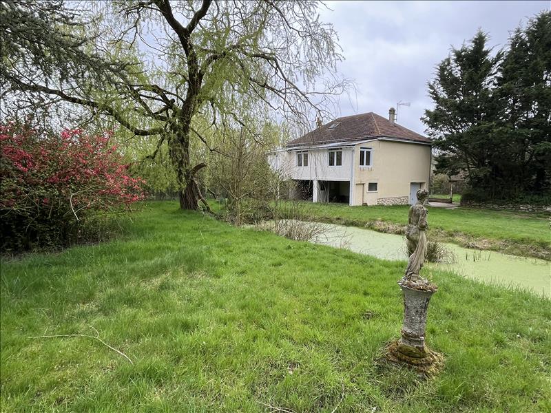 Vente Maison BETZ LE CHATEAU - 7 pièces -111 m² - (37600)