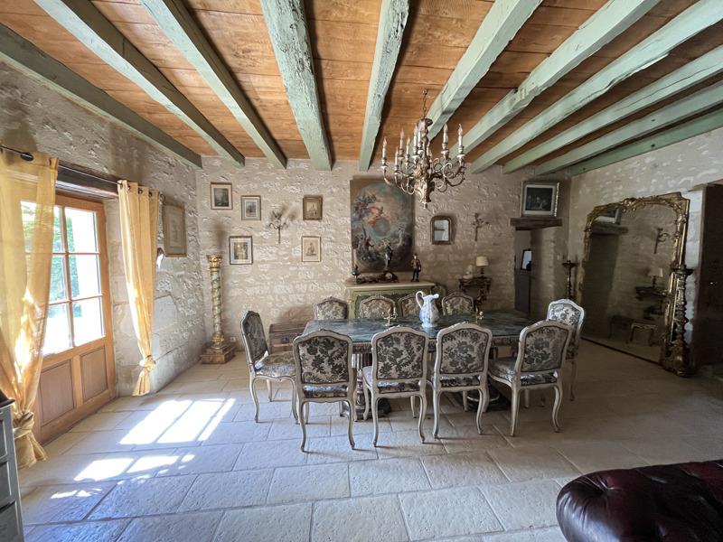 Vente Maison DESCARTES - 7 pièces -198 m² - (37160)