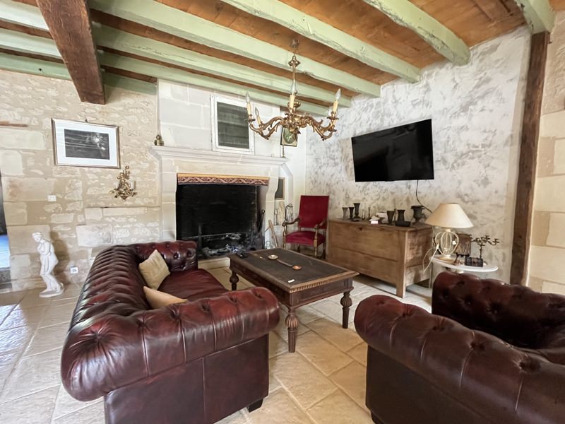 Vente Maison DESCARTES - 7 pièces -198 m² - (37160)
