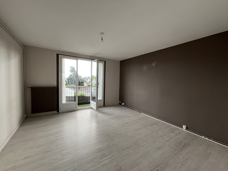 Vente Appartement Ligueil - 5 pièces -90 m² - (37240)