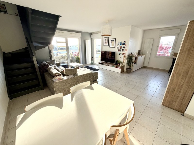 Vente Appartement TOURS - 5 pièces -107 m² - (37100)