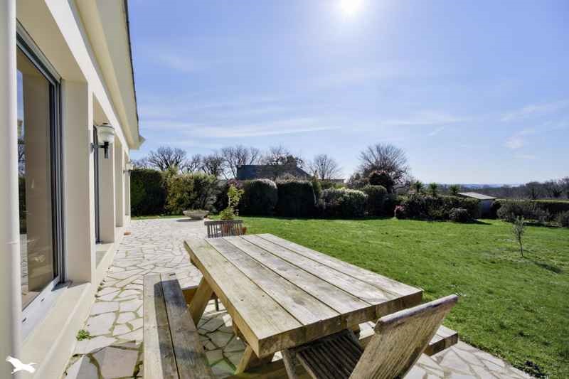Vente Maison LE RELECQ KERHUON - 8 pièces -147 m² - (29480)