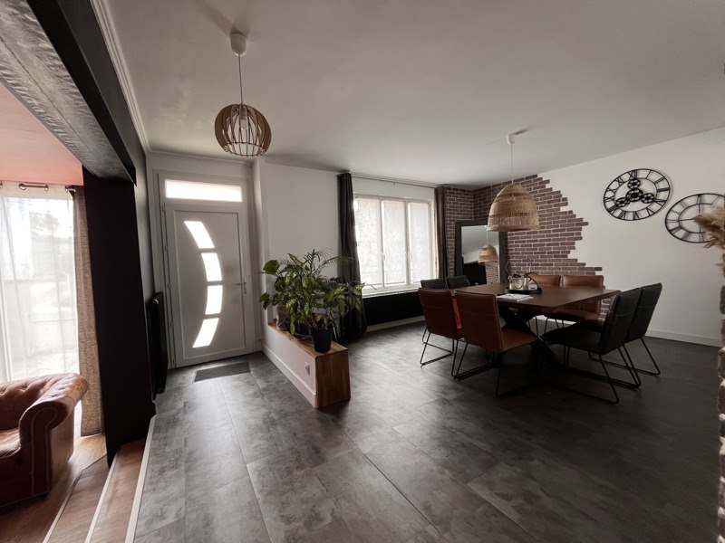 Vente Maison LE RELECQ KERHUON - 7 pièces -165 m² - (29480)