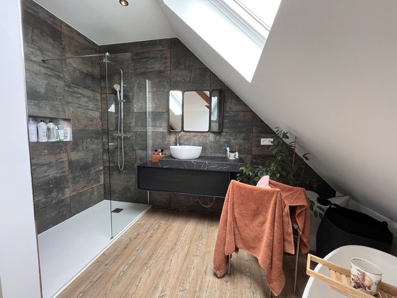 Vente Maison LE RELECQ KERHUON - 7 pièces -165 m² - (29480)