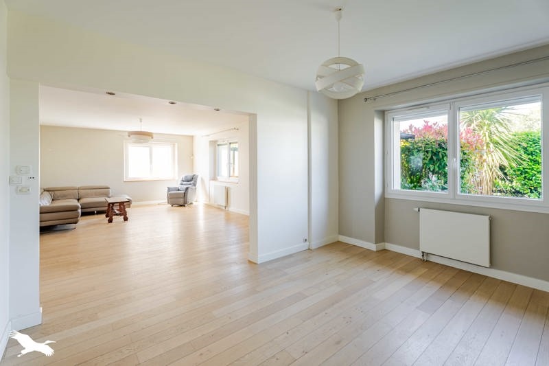 Vente Maison LE RELECQ KERHUON - 5 pièces -142 m² - (29480)