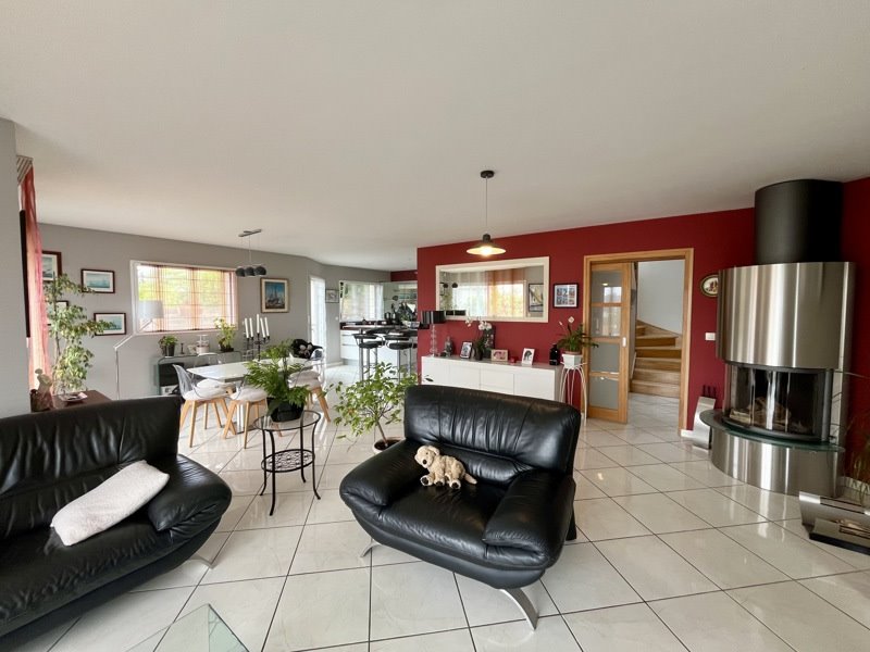 Vente Maison LE RELECQ KERHUON - 6 pièces -140 m² - (29480)