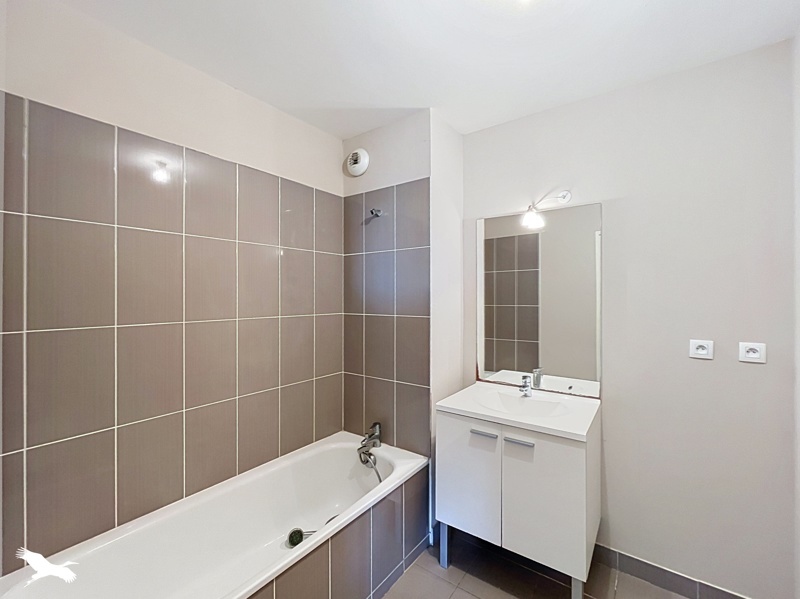 Vente Appartement LE RELECQ KERHUON - 2 pièces -43 m² - (29480)