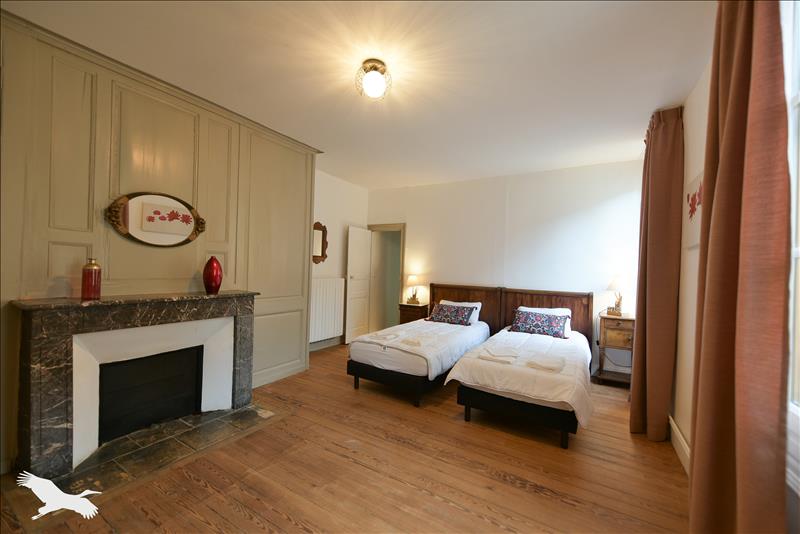 Vente Maison CHATEAU RENAULT - 9 pièces -262 m² - (37110)