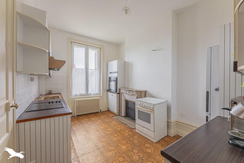 Vente Appartement CHATEAU RENAULT - 4 pièces -132 m² - (37110)