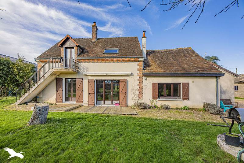 Vente Maison ST NICOLAS DES MOTETS - 6 pièces -150 m² - (37110)