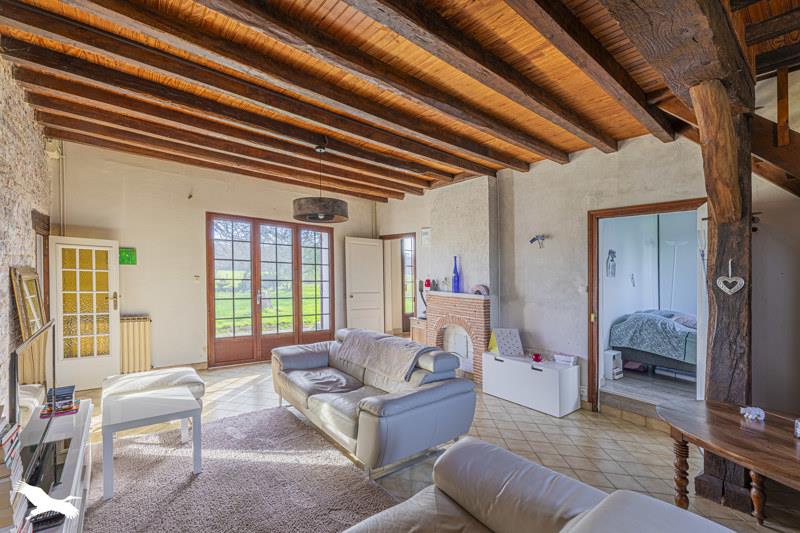 Vente Maison ST NICOLAS DES MOTETS - 6 pièces -150 m² - (37110)