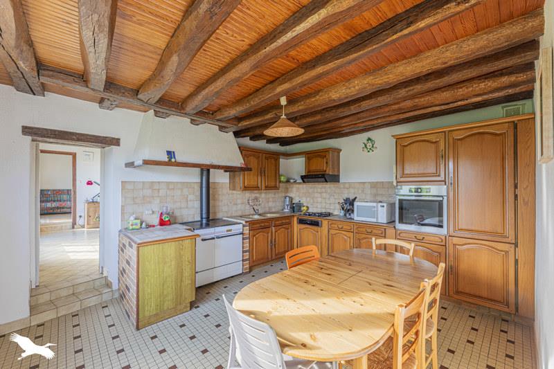 Vente Maison ST NICOLAS DES MOTETS - 6 pièces -150 m² - (37110)