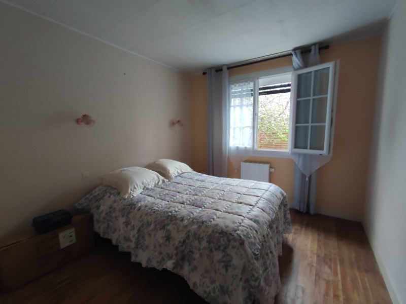 Vente Maison GURAT - 5 pièces -90 m² - (16320)