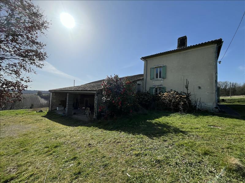 Vente Maison BOISNE LA TUDE - 7 pièces -177 m² - (16320)
