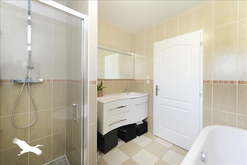 Vente Maison MAGNAC LAVALETTE VILLARS - 5 pièces -106 m² - (16320)