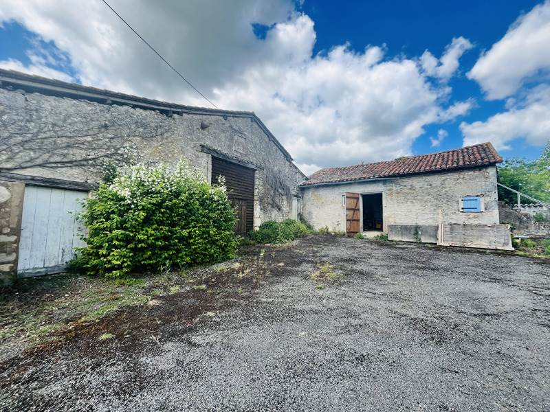 Vente Maison MAGNAC LAVALETTE VILLARS - 3 pièces -77 m² - (16320)