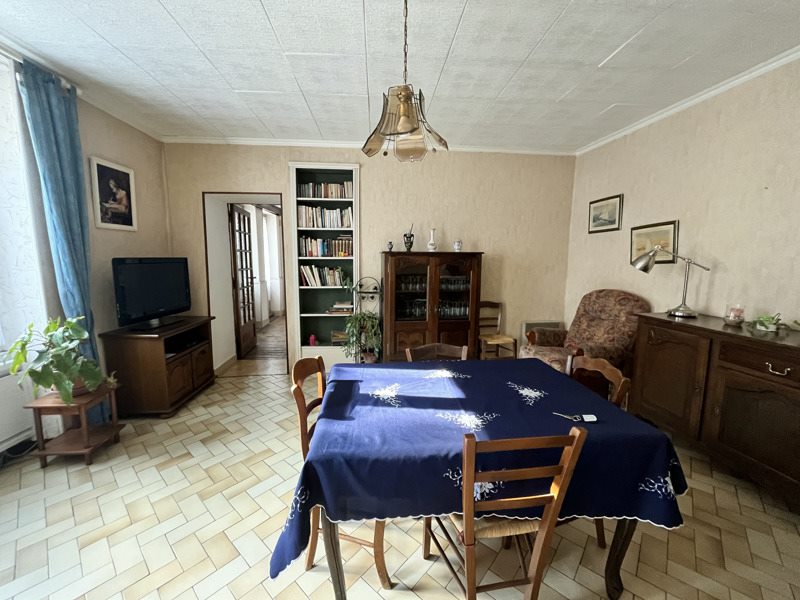 Vente Maison COTEAUX DU BLANZACAIS - 5 pièces -105 m² - (16250)